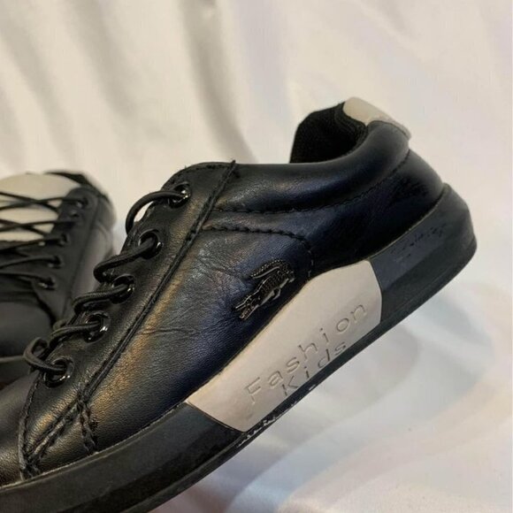KIDS leather fashion sneakers. Size 13. Excellent condition. No tie. Black. - Picture 5 of 8